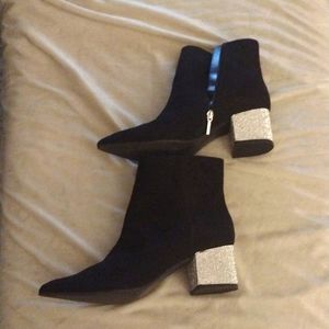 Kaari Blue Boots sz 10